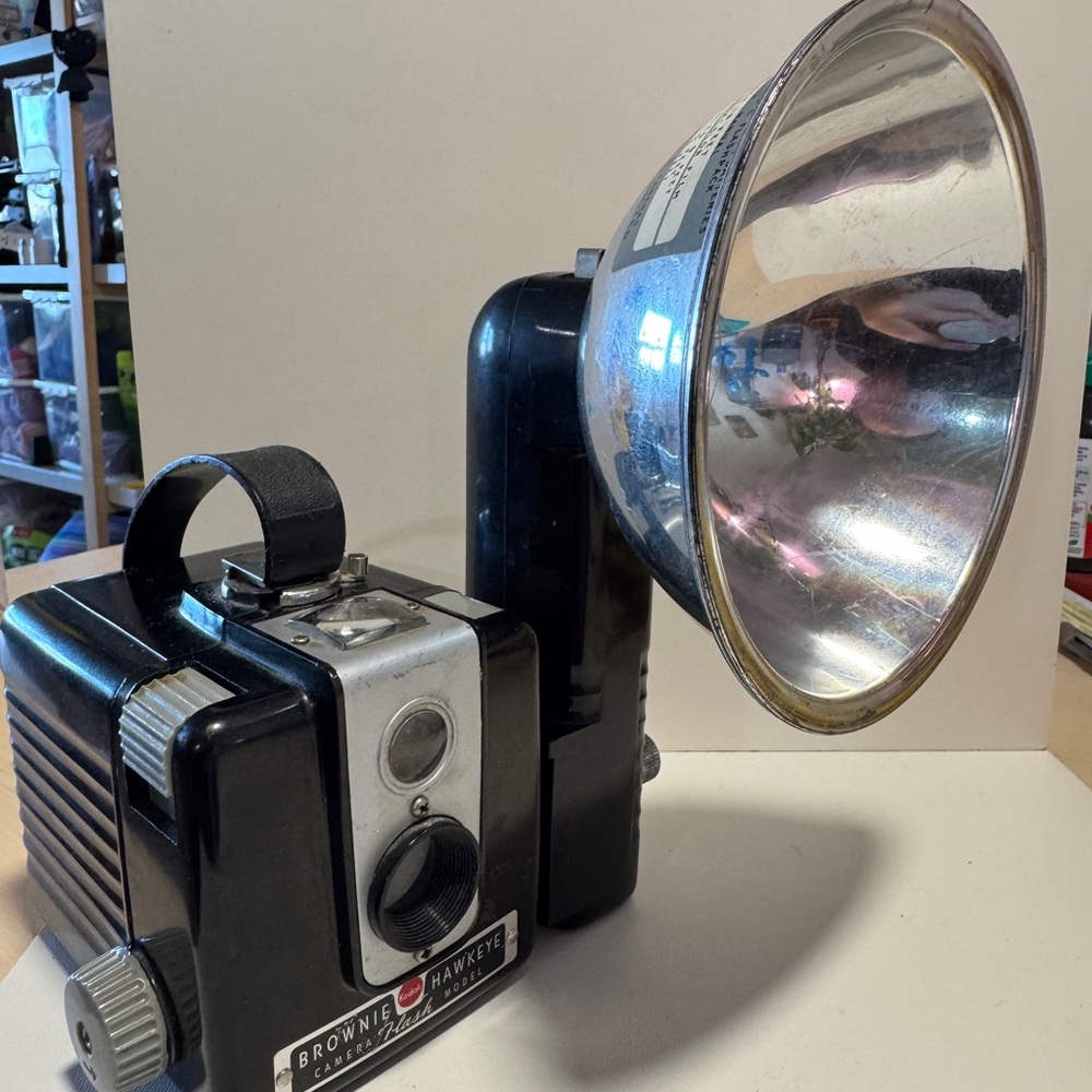 Kodak Brownie Hawkeye Black Camera with Silver Flash